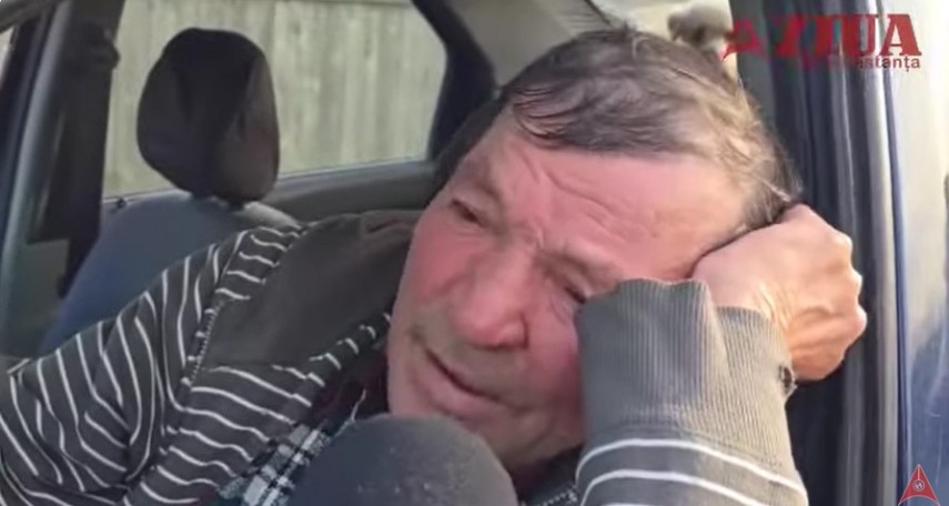 un locuitor din plauru este vizibil afectat de incidentul in care o nava a luat foc localnicii sunt nevoiti sa fie evacuati 691b25cd7b9ba