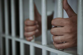 un martor din dosarul lui ninja din valu lui traian va petrece sarbatorile in inchisoare alba neagra cu declaratiile i a adus o condamnare 690e8afc15492