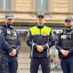 va rugam ajutati ne e in travaliu politistii din bucuresti au sarit in ajutorul unei femei insarcinate 6922e68a97d0b