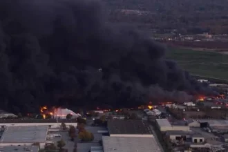 video accident aviatic in sua un avion de marfa s a prabusit si a provocat un incendiu masiv dupa decolare 690b1a66b6798