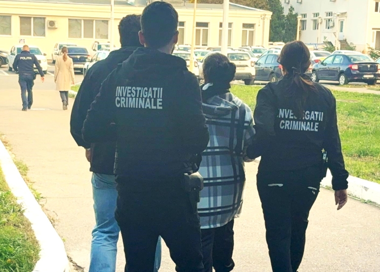 video femeie retinuta la constanta dupa ce a talharit doua persoane 6915351684f0e