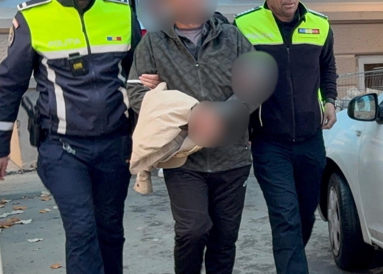 video focuri de arma in judetul constanta individul care nu a oprit la semnalele politistilor a fost incatusat 690c8c7c54475