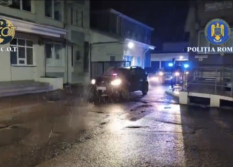 video perchezitii in toata tara diicot descinderi la retele de trafic de persoane droguri si criminalitate informatica 691d6a381fd07