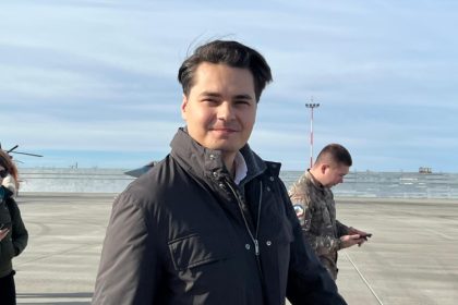 videofoto selly prezent la baza mihail kogalniceanu a celebrat cu soldatii americani ziua recunostintei 6925972fd5a09