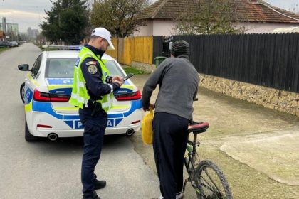 actiune a politistilor in randul biciclistilor la medgidia au fost aplicate amenzi de aproape 8 500 de lei 693d25bece82b