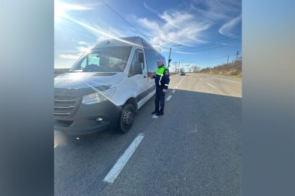 actiune rutiera ampla in judetul tulcea 71 de sanctiuni aplicate si 9 permise retinute pentru depasirea vitezei si alte abateri 695501932837e