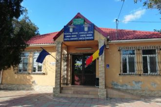 acuzatii intre primaria si consiliul local mereni unde s a ajuns primarul acuza consilierii de intruniri nelegale cei din urma acuza lipsa transparentei 694f35f103c98