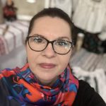 adriana saftoiu noul director al tvr anunta ca i a fost spart contul de whatsapp 694035d2a0b4b