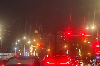 aglomeratie in constanta in preajma sarbatorilor de iarna traficul rutier se desfasoara cu dificultate schimbari si la traseele ct bus 6949526c025a7