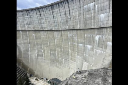 apele romane clarifica situatia barajului paltinu urmele vizibile nu indica fisuri structurale 694ae9ac5e82d
