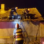 arde o casa din pecineaga s au autoevacuat doi adulti si trei copii 6937ba24c5a8f