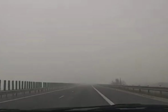 atentie soferi se circula in conditii de ceata pe autostrada a2 69424b7dc2ef9