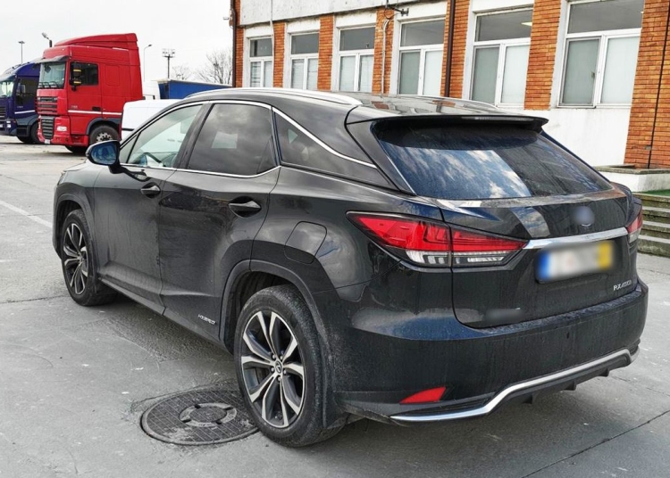 autoturism de lux in valoare de 50 000 de euro cautat de autoritatile din lituania descoperit de politistii de frontiera constanteni 69539f238ab05