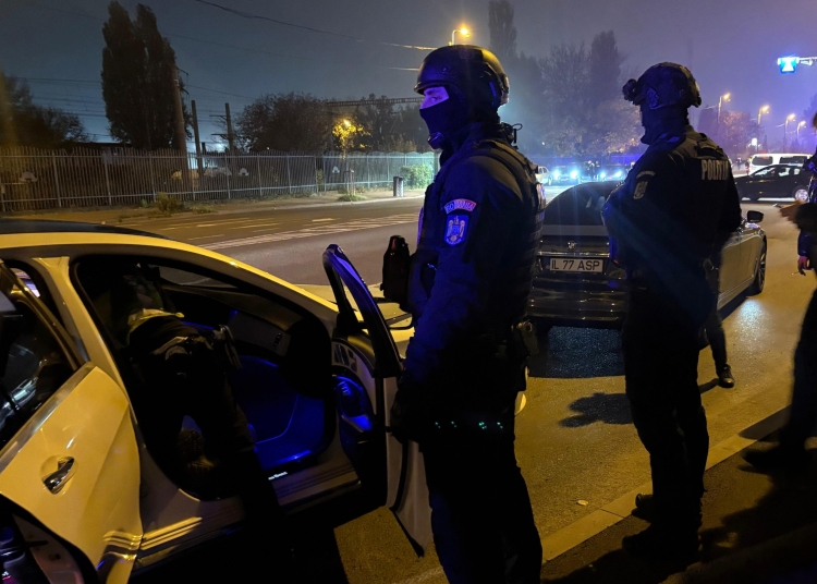 avalansa de infractiuni constatate de politistii rutieri in trafic a curs cu dosare penale 694541cf2438f
