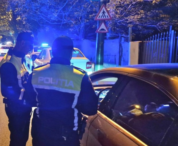 barbat prins baut la volan pe strada decebal din satul arsa judetul constanta 693f10dc0091f