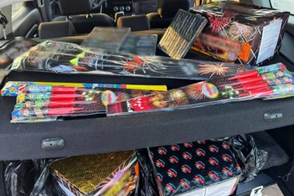 barbat prins cu artificii ilegale in portbagaj pe dn3 69550d055df6b