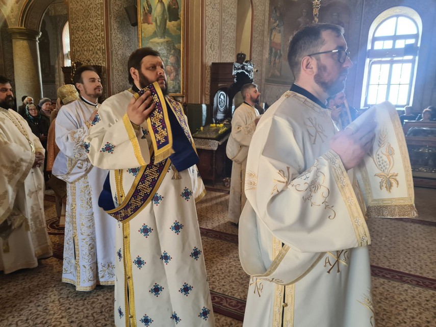 calendarul ortodox din 13 decembrie onoreaza o serie de sfinti mucenici si cuviosi 693d050507655