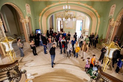 cazinoul din constanta magnet pentru vizitatori chiar si in plina iarna anamaria misa de sfantul stefan 1 000 de oameni au fost curiosi sa ii descopere misterul 69505b043f67f