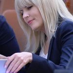 ce le a urat romanilor elena udrea de ziua nationala a romaniei 692dcee817207