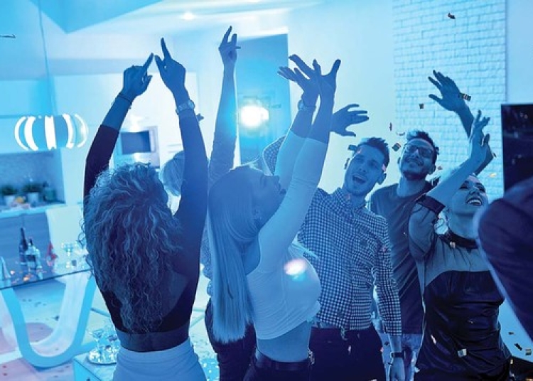 ce poate face angajatorul in cazul salariatilor care si au luat concediu medical si il prelungesc abuziv fara a avea probleme reale de sanatate 6941fa0070cba