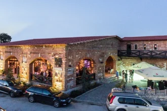 cherhanaua moesia din vadu locatia care l a trimis pe teodor nita la spital in 2022 a fost scoasa la vanzare 692fed4293d68