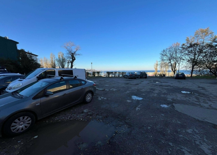 constanta proiectul initiat consilierii opozitiei care doreau sa cumpere un teren pe care s ar fi putut construi o parcare nu a trecut la vot 694ab1fb627b0