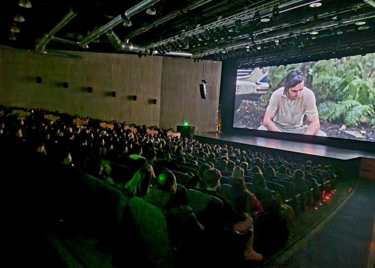 cravata galbena povestea extraordinara a maestrului sergiu celibidache proiectata cu sali sold out la centrul multifunctional jean constantin 6932a1d6ad41b