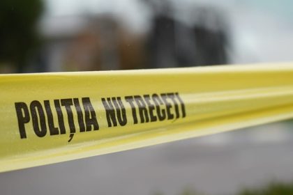 crima prin cruzimi un tanar de 26 de ani si a omorat tatal cu 18 lovituri de cutit 6932ce65917e8