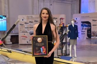 cs farul constanta distinctie speciala primita la sarbatoarea canotajului romanesc galerie foto 692ea6dd207fd