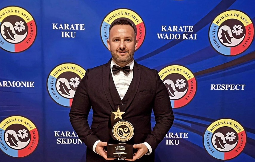 dan marian ungureanu antrenorul anului in proba de fighting la gala artelor martiale fram 2025 galerie foto 693c358ccff95