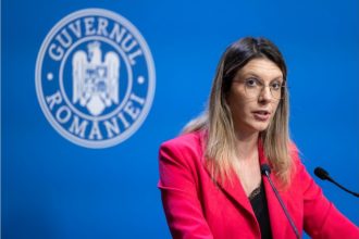 diana buzoianu ministrul mediului refuza sa demisioneze in urma motiunii de cenzura adoptate 69404f9bbde53