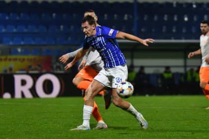 farul constanta pierde pe terenul ultimei clasate metaloglobus oaspetii au incheiat meciul in 10 oameni 6935c5dd3331b