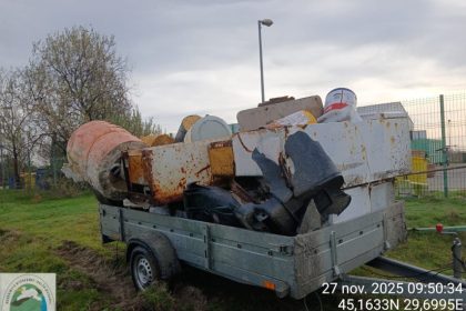 foto actiune de igienizare in zona costiera sulina sfantu gheorghe deseuri voluminoase colectate de arbdd 69304430003e1