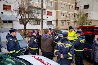 foto de ziua nationala pompierii au facut un gest vital pentru comunitatile din prahova si dambovita 692ddaa16d717