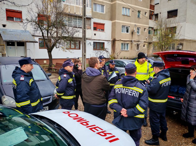 foto de ziua nationala pompierii au facut un gest vital pentru comunitatile din prahova si dambovita 692ddaa16d717