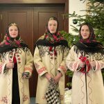 foto tinere talente au adus spiritul sarbatorilor la consiliul judetean constanta 693be7136d18b