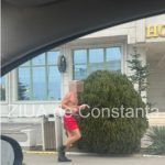 foto un barbat a fost observat facand jogging la bustul gol in constanta in plina iarna 694fe5c3475a7