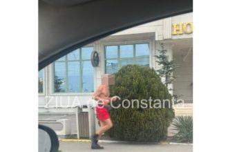 foto un barbat a fost observat facand jogging la bustul gol in constanta in plina iarna 694fe5c3475a7