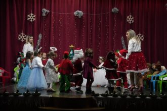 gradinitele din comuna cumpana au dat startul serbarilor de craciun 6939ce5ac49dc