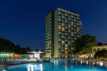 hoteluri clasificate la trei stele din eforie nord si saturn scoase la licitatie de thr marea neagra 6945592976425