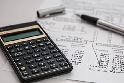 impozitele locale cresc din 2026 taxa de 40 de lei pentru masinile electrice si majorari semnificative pentru cladiri si terenuri 695536516bef0