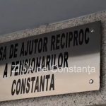 in pragul sarbatorilor de iarna tot mai multi pensionari se imprumuta pentru a si acoperi cheltuielile fotovideo 6936b5b273490