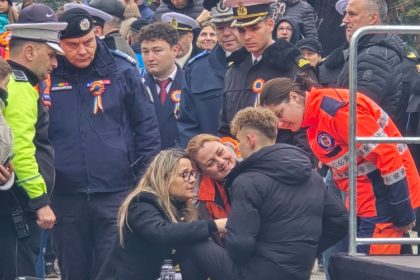 incident la parada militara de pe bulevardul tomis din constanta 692d6fc154746