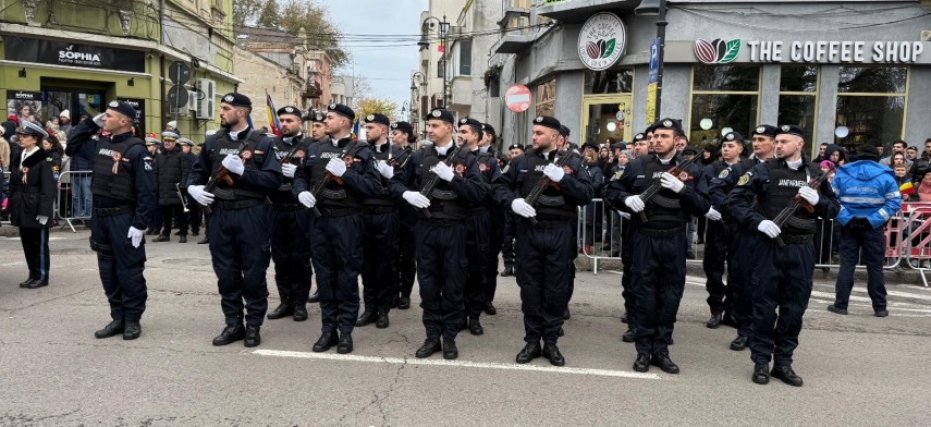 jandarmii ijj constanta la ceremonia si defilarea organizate in municipiul constanta 692d86372acf0