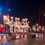 locul i pentru micii fulgi de nea de la poarta alba 69523897288b5