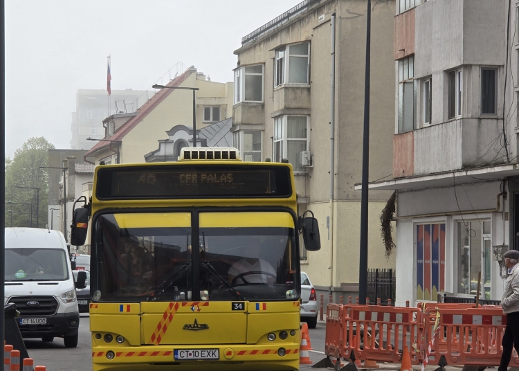 lucrarile de reabilitare din palas afecteaza programul autobuzelor ct bus 692eae82bc926