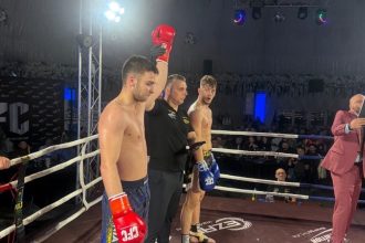 luptatorul sunni mustafa invingator in gala cezar fight championship video 693e6138dd632