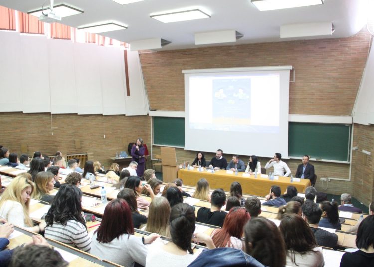 marea britanie revine in programul de studiu erasmus din 2027 studentii si elevii romani vor putea studia din nou gratuit in regatul unit 694297da83ea3