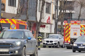 miros de gaze pe o scara de bloc de pe bulevardul alexandru lapusneanu 692daf2017ef0