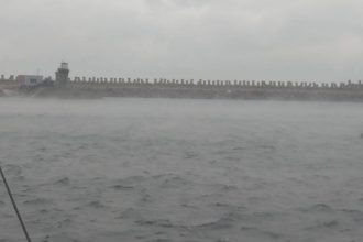 obiecte neidentificate au fost observate plutind in marea neagra in zona sfantu gheorghe 6932b83896cdf